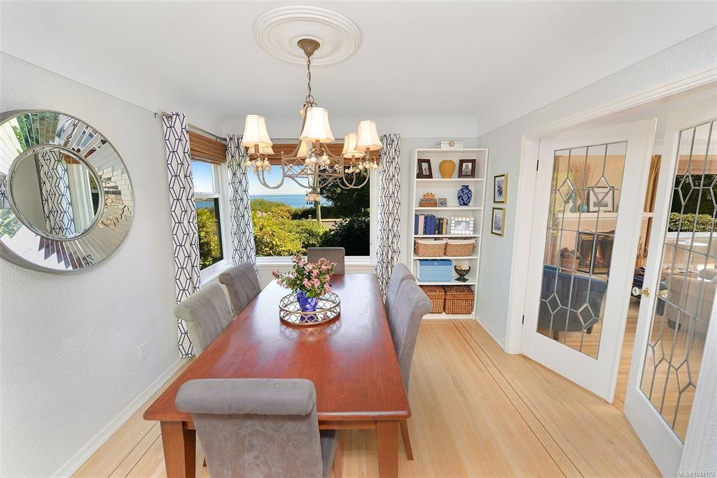 218 Beach Drive, Oak Bay, BC, V8S 2M1 - 21