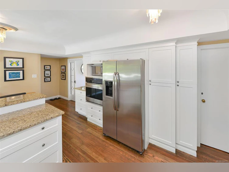 218 Beach Drive, Oak Bay, BC, V8S 2M1 - 26