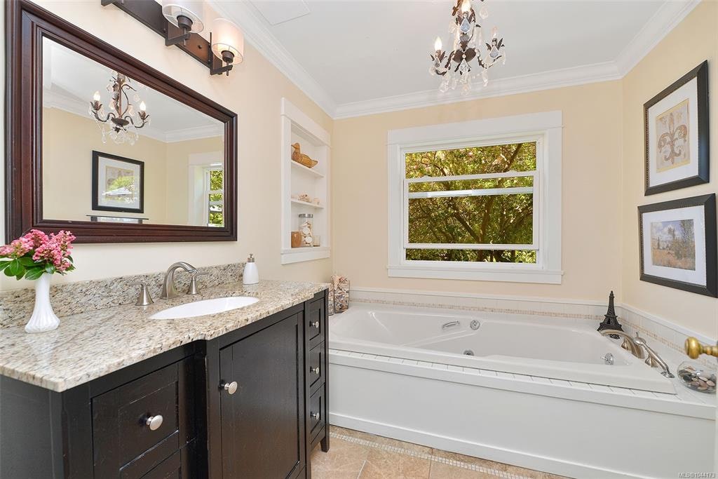 218 Beach Drive, Oak Bay, BC, V8S 2M1 - 30