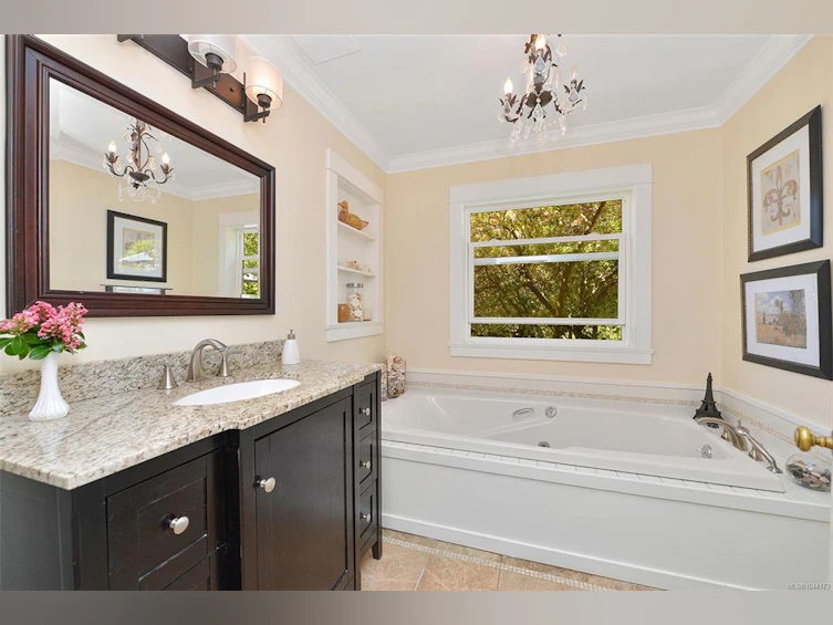 218 Beach Drive, Oak Bay, BC, V8S 2M1 - 30