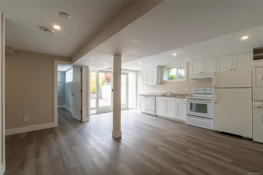 218 Beach Drive, Oak Bay, BC, V8S 2M1 - 47