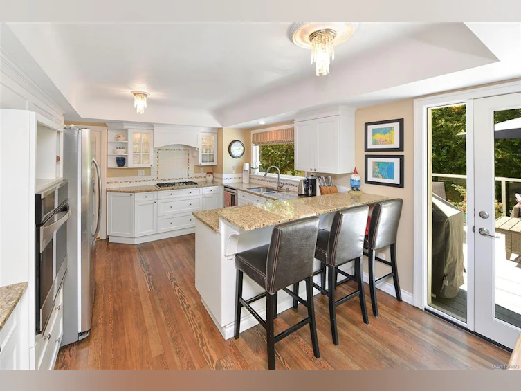218 Beach Drive, Oak Bay, BC, V8S 2M1 - 24