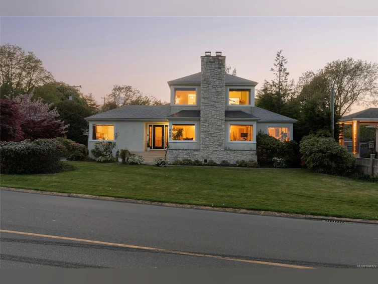 218 Beach Drive, Oak Bay, BC, V8S 2M1 - 82