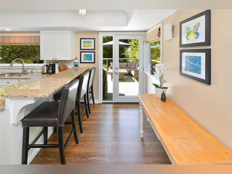 218 Beach Drive, Oak Bay, BC, V8S 2M1 - 23