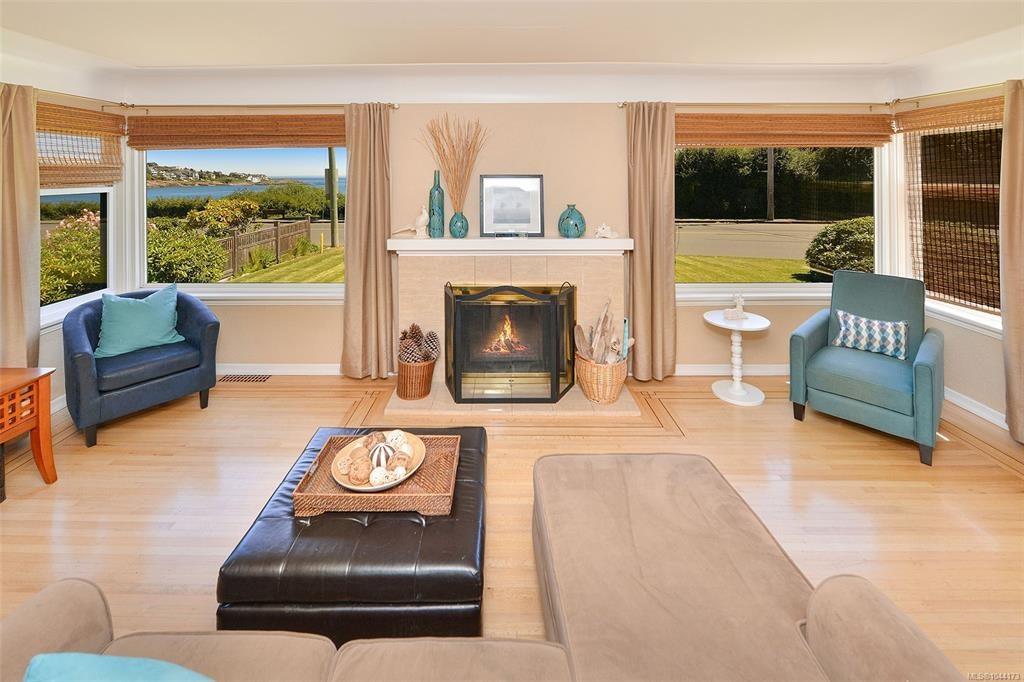 218 Beach Drive, Oak Bay, BC, V8S 2M1 - 14