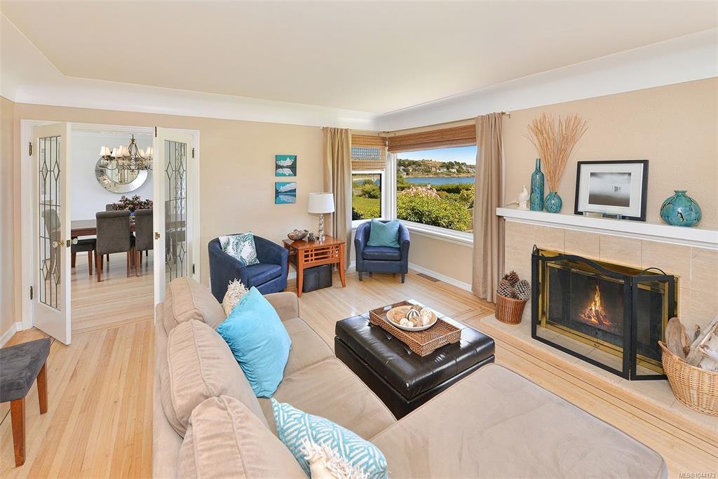 218 Beach Drive, Oak Bay, BC, V8S 2M1 - 16