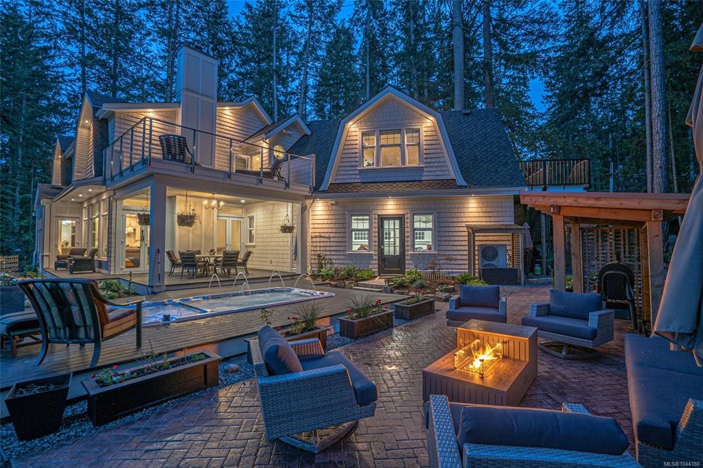 3973 Cove Road, Ladysmith, BC, V9G 1K5 - 2
