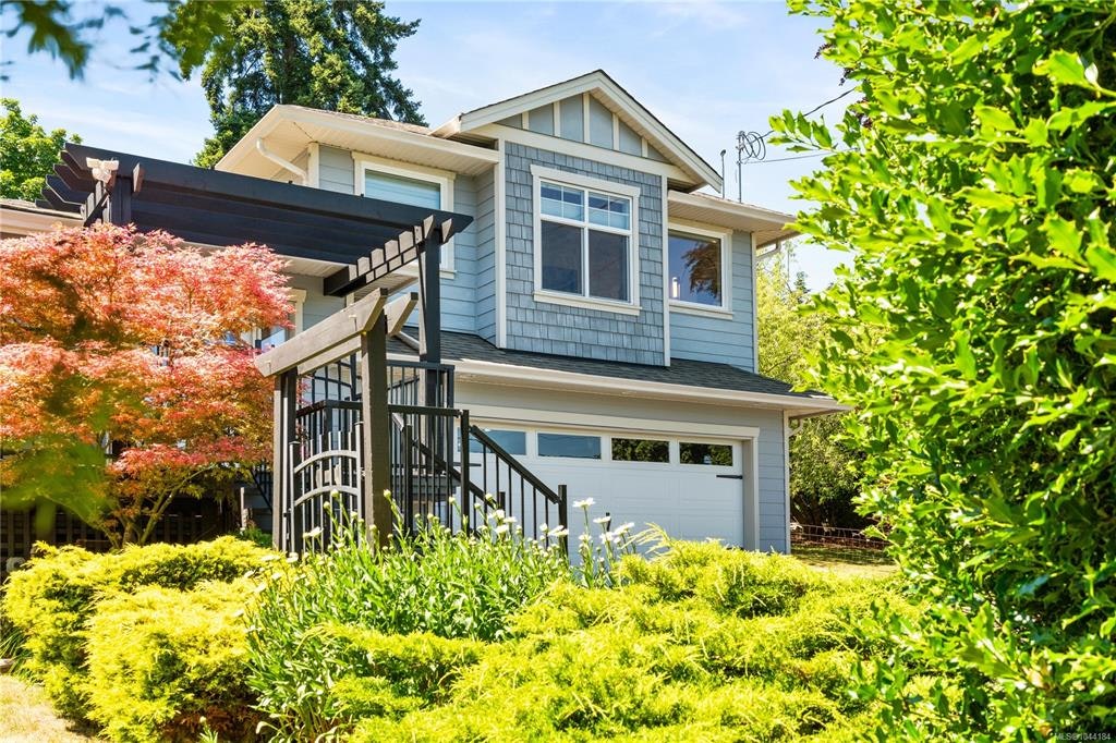 2618 Mill Bay Road, Mill Bay, BC, V8H 1C9 - 3