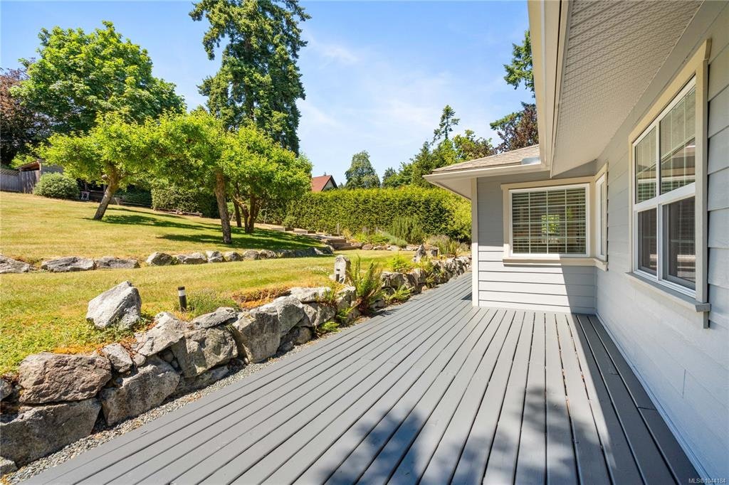 2618 Mill Bay Road, Mill Bay, BC, V8H 1C9 - 45