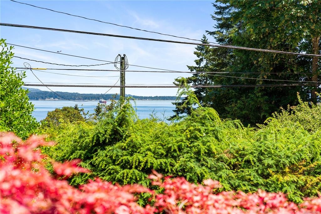 2618 Mill Bay Road, Mill Bay, BC, V8H 1C9 - 39
