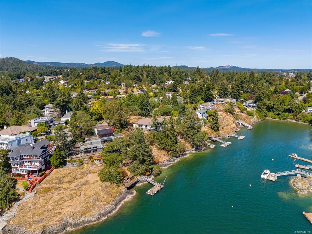310 Bessborough Avenue, View Royal, BC, V9B 1T7 - 40