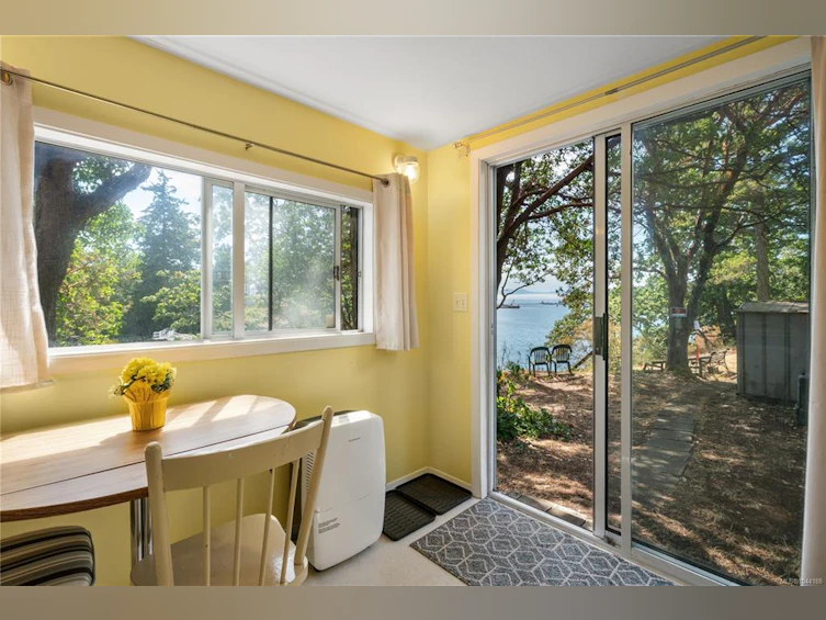 310 Bessborough Avenue, View Royal, BC, V9B 1T7 - 14