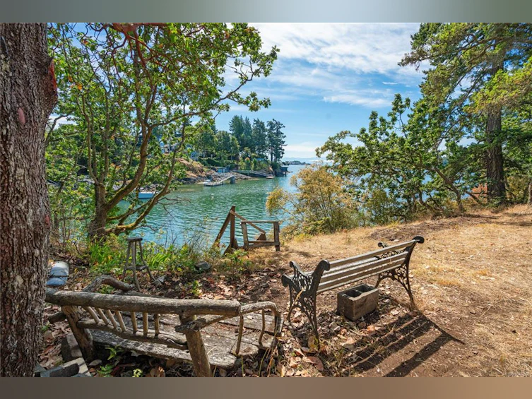 310 Bessborough Avenue, View Royal, BC, V9B 1T7 - 19