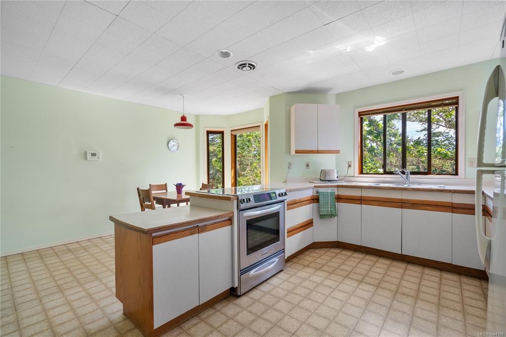 312 Bessborough Avenue, View Royal, BC, V9B 1T7 - 21