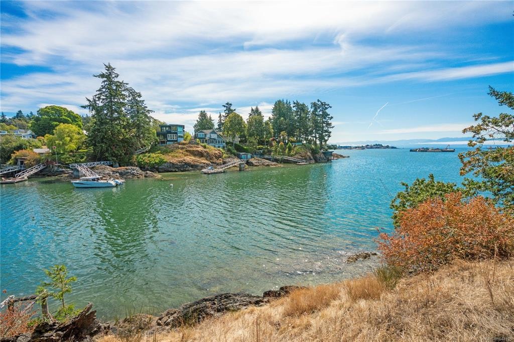 312 Bessborough Avenue, View Royal, BC, V9B 1T7 - 43