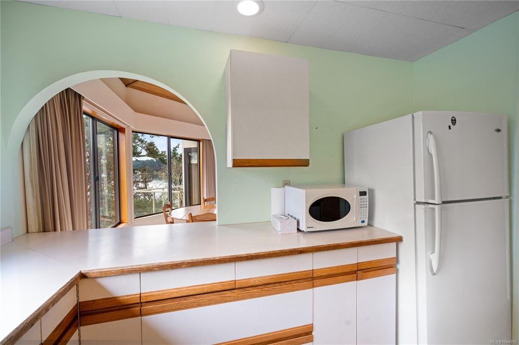 312 Bessborough Avenue, View Royal, BC, V9B 1T7 - 24
