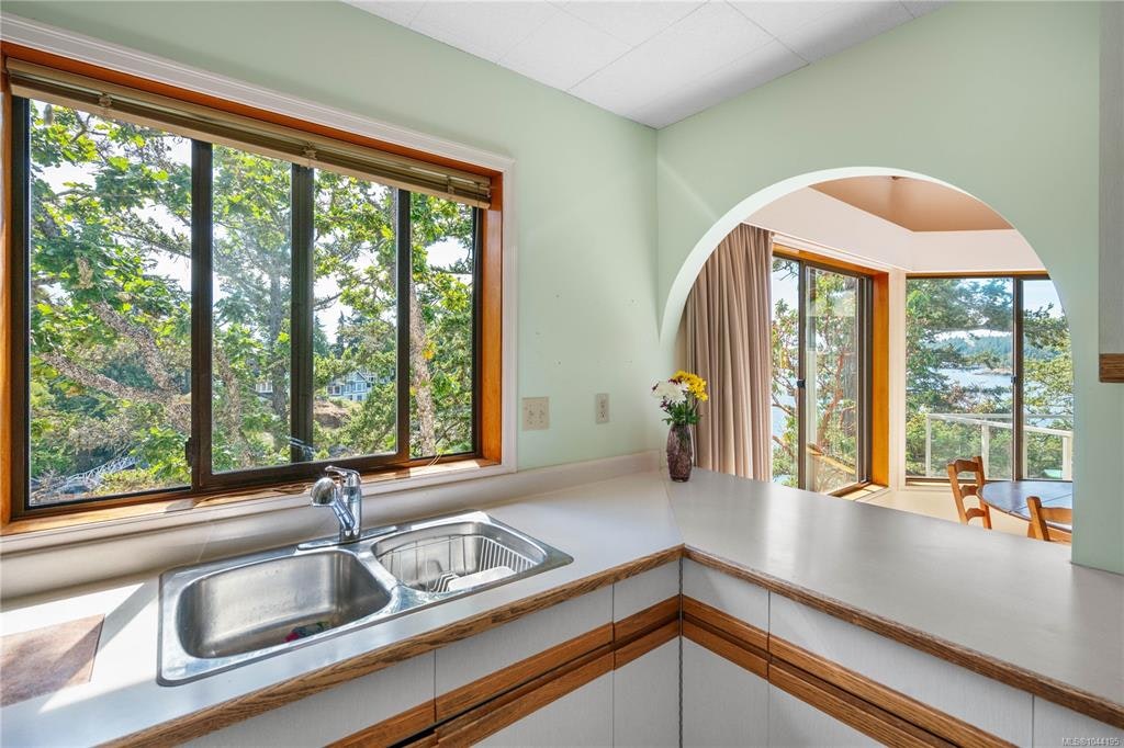 312 Bessborough Avenue, View Royal, BC, V9B 1T7 - 20