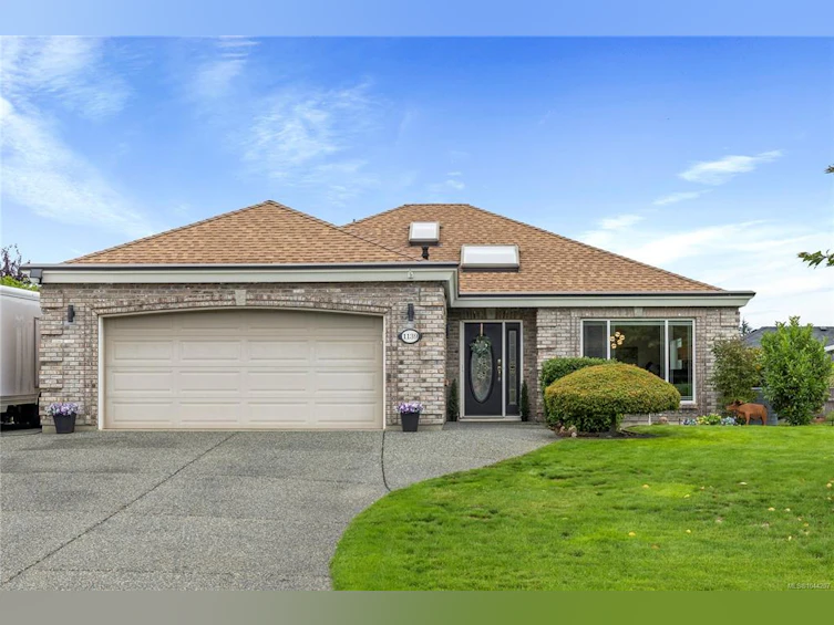 1139 Ormonde Road, Qualicum Beach, BC, V9K 2P2