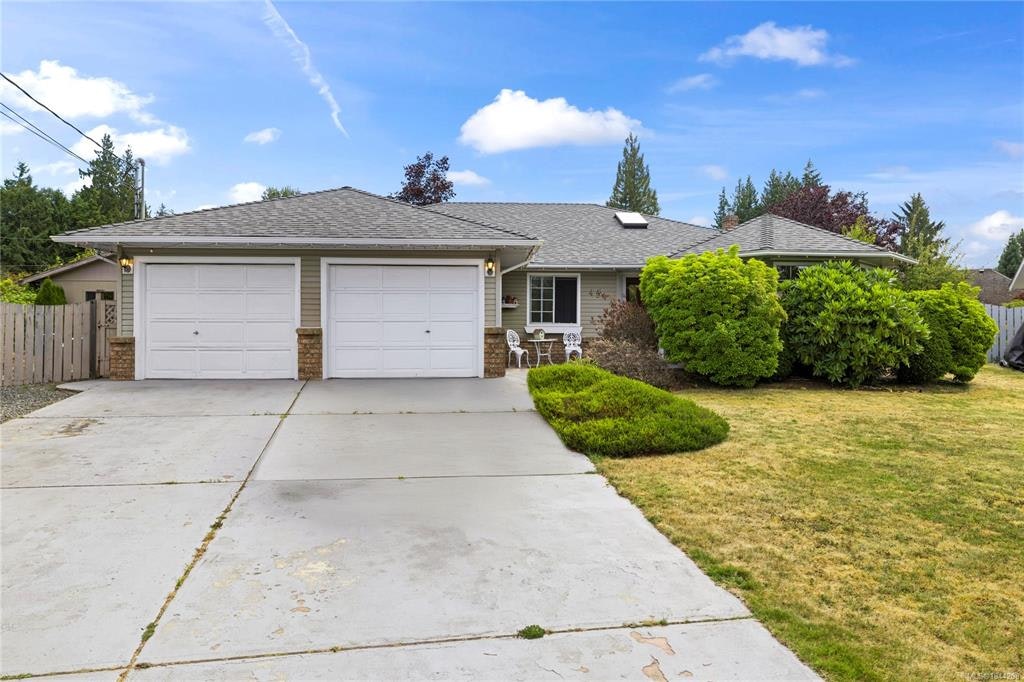 494 Rowan Drive, Qualicum Beach, BC, V9K 1K1