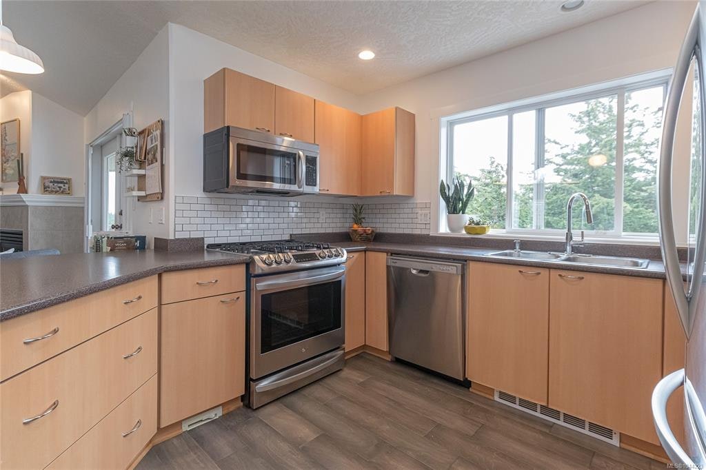 560 Tory Place, Colwood, BC, V9C 3S2 - 13