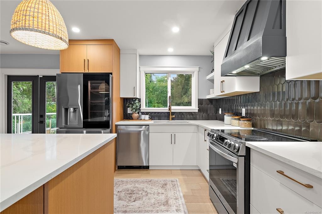 3053 Jenner Road, Colwood, BC, V9C 1N3 - 9