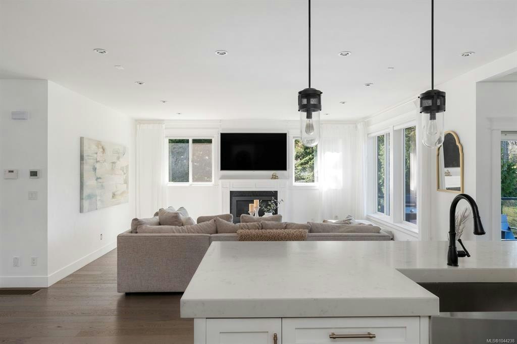2168 Champions Way, Langford, BC, V9B 0R9 - 9