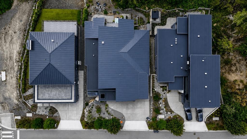 613 Medalist Avenue, Colwood, BC, V9C 0R7 - 35