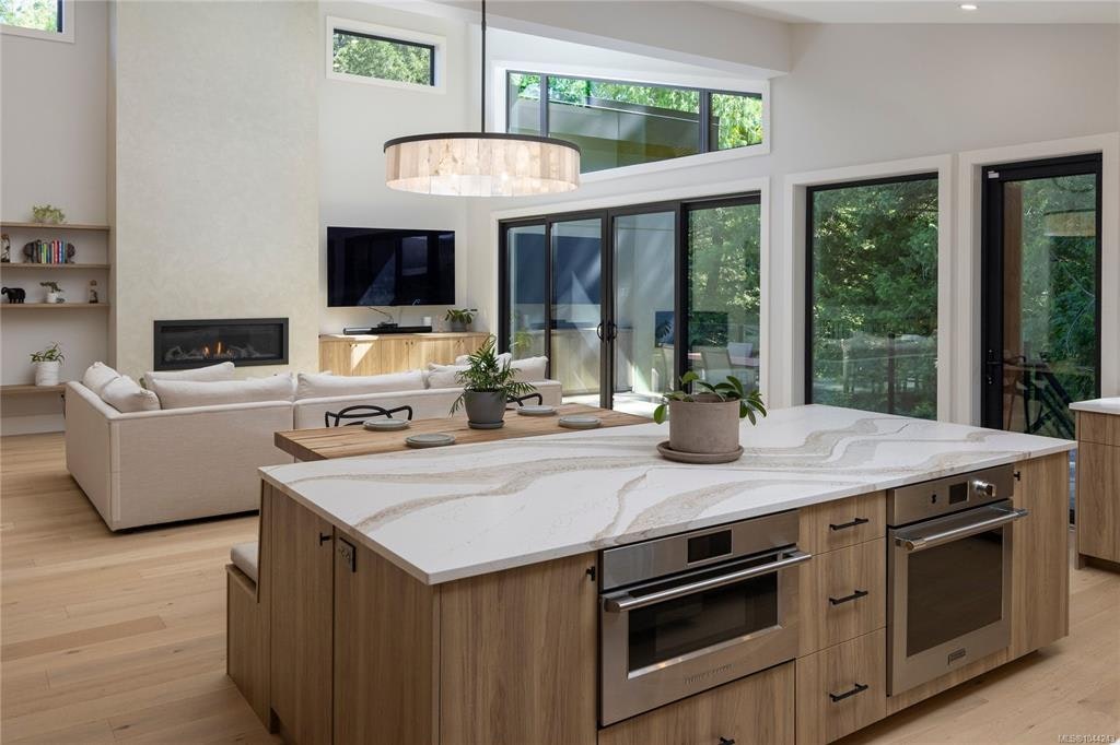 613 Medalist Avenue, Colwood, BC, V9C 0R7 - 15