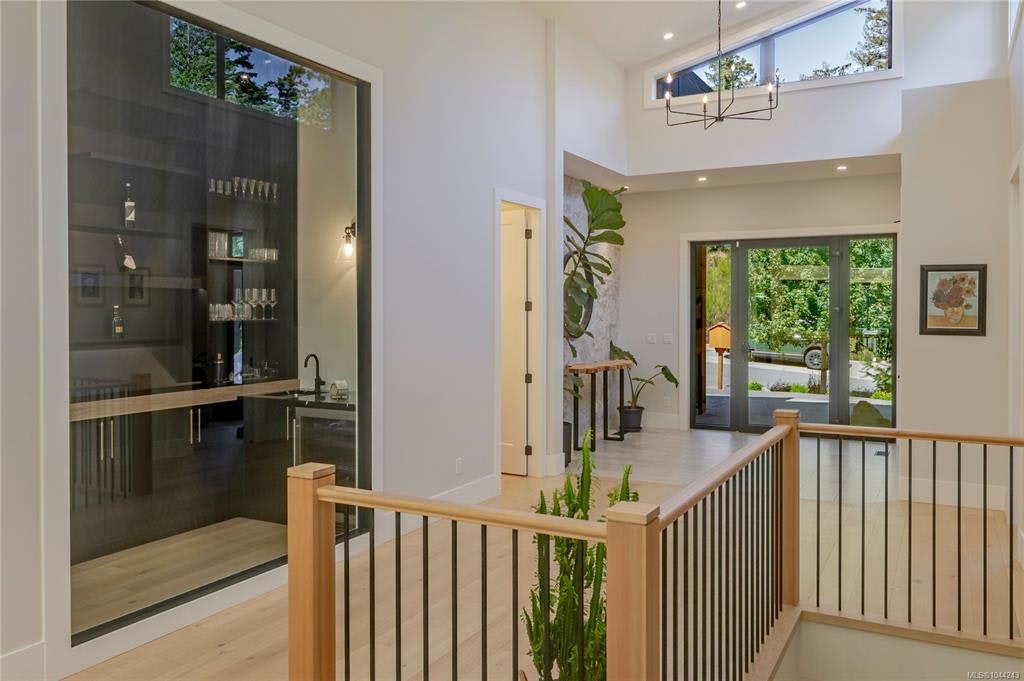 613 Medalist Avenue - 3