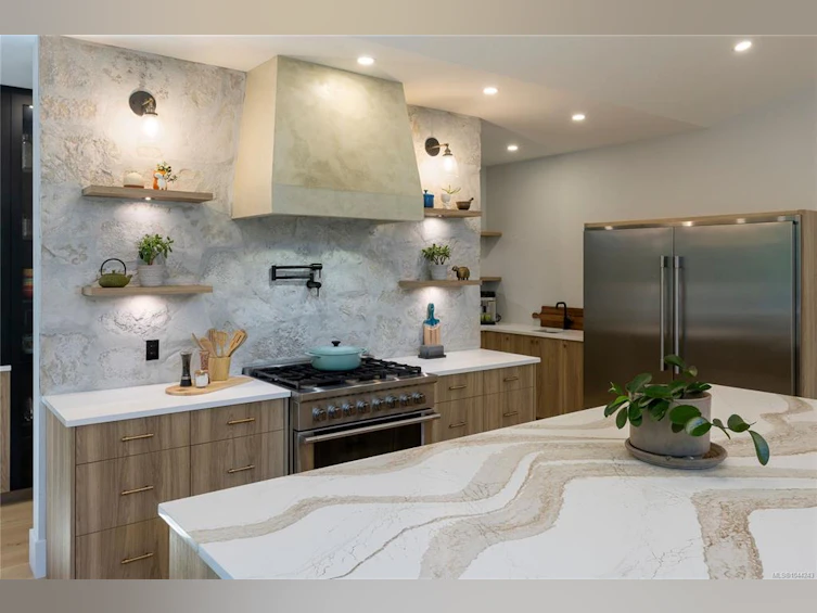 613 Medalist Avenue, Colwood, BC, V9C 0R7 - 10
