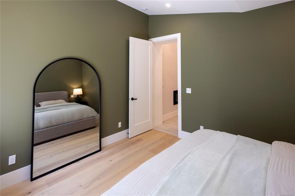 613 Medalist Avenue, Colwood, BC, V9C 0R7 - 17