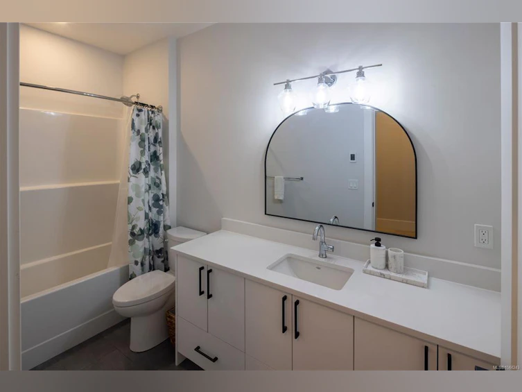 613 Medalist Avenue, Colwood, BC, V9C 0R7 - 45