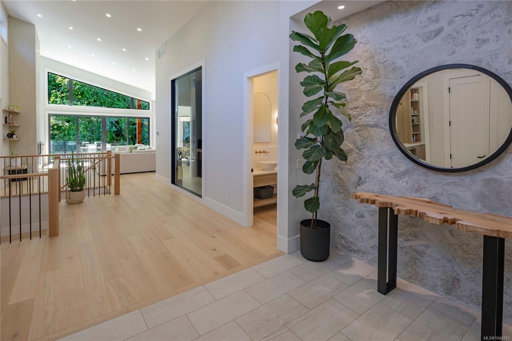 613 Medalist Avenue - 4