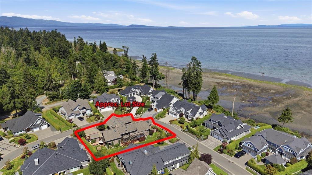 880 Bluffs Drive, Qualicum Beach, BC, V9K 0A2 - 10
