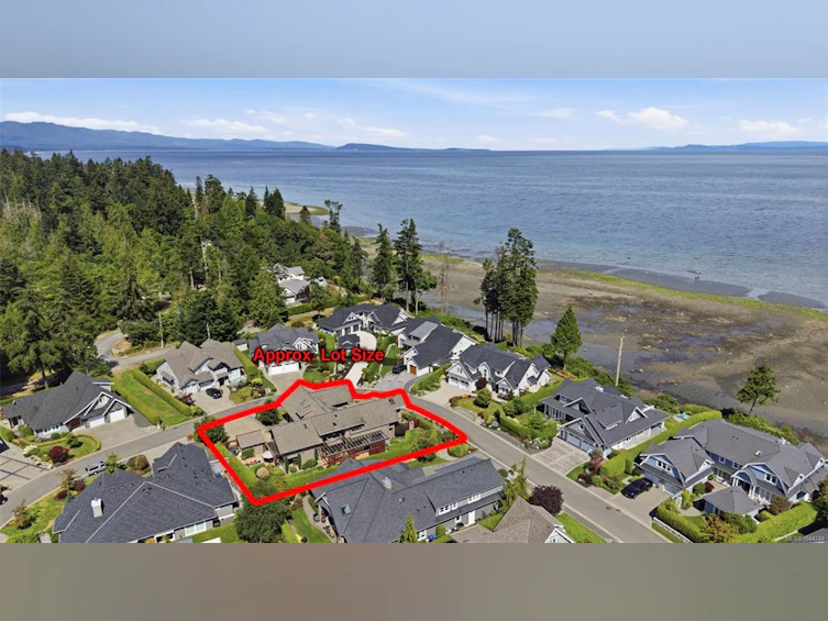 880 Bluffs Drive, Qualicum Beach, BC, V9K 0A2 - 10