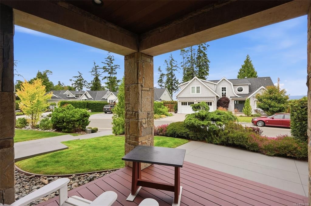 880 Bluffs Drive, Qualicum Beach, BC, V9K 0A2 - 22