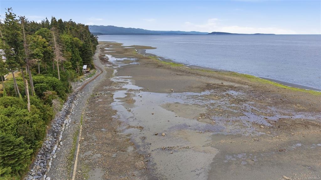 880 Bluffs Drive, Qualicum Beach, BC, V9K 0A2 - 12