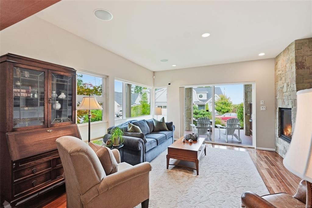 880 Bluffs Drive, Qualicum Beach, BC, V9K 0A2 - 20
