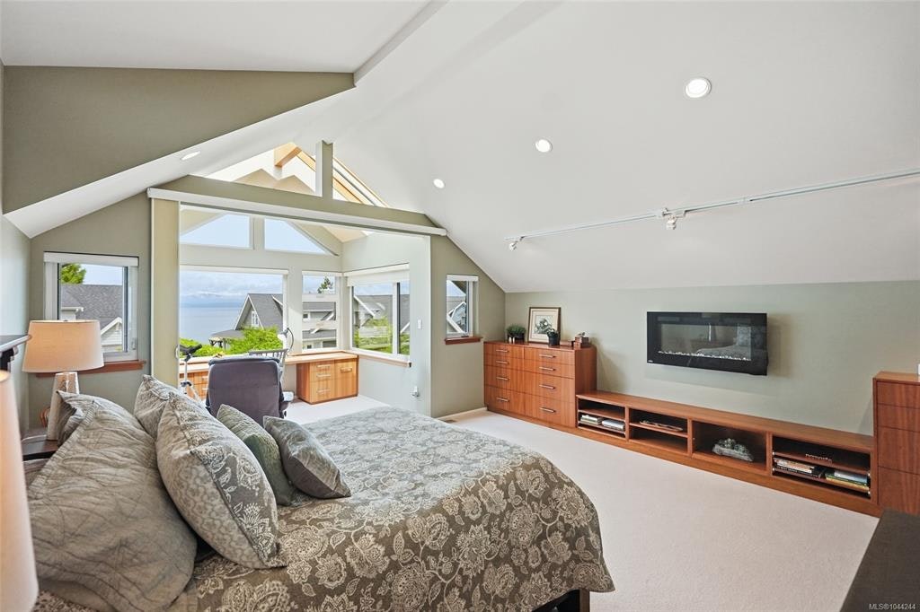 880 Bluffs Drive, Qualicum Beach, BC, V9K 0A2 - 44