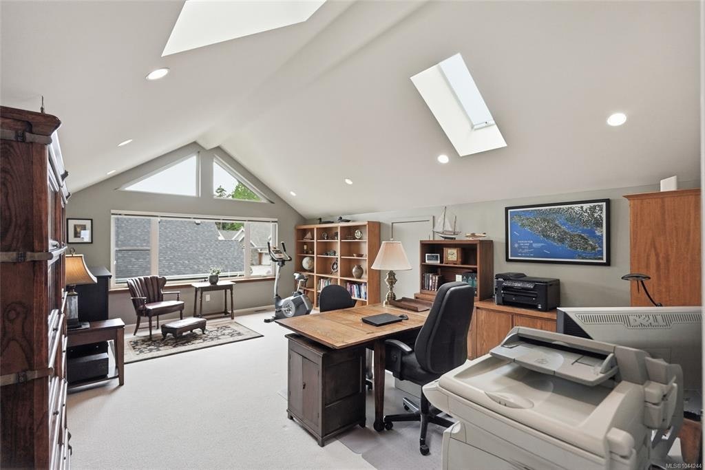 880 Bluffs Drive, Qualicum Beach, BC, V9K 0A2 - 47