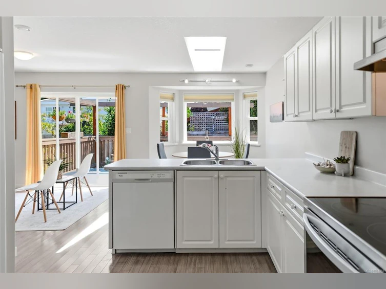 85 Magnolia Drive, Parksville, BC, V9P 2P6 - 23