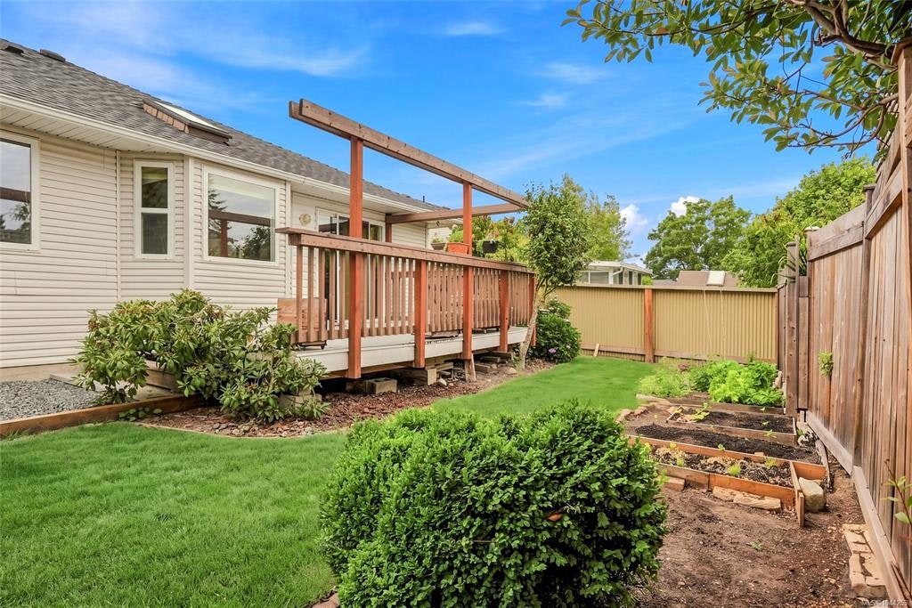 85 Magnolia Drive, Parksville, BC, V9P 2P6 - 48