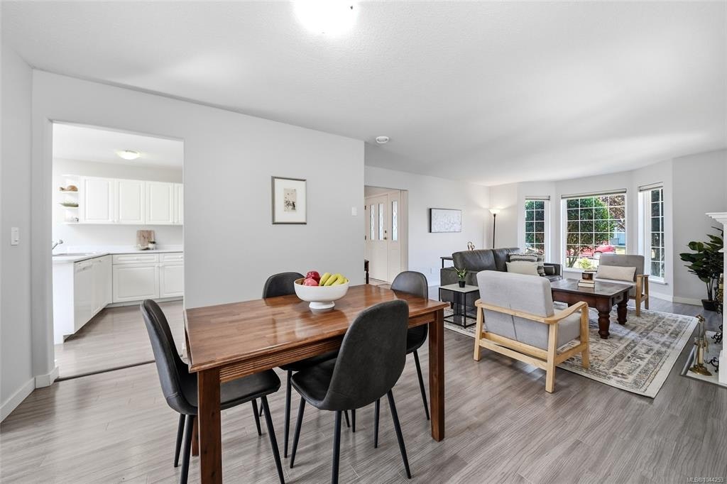 85 Magnolia Drive, Parksville, BC, V9P 2P6 - 20