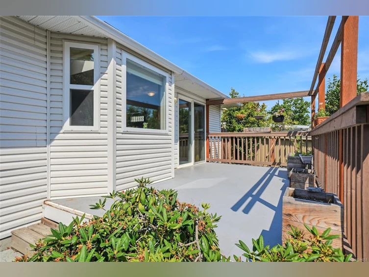 85 Magnolia Drive, Parksville, BC, V9P 2P6 - 43