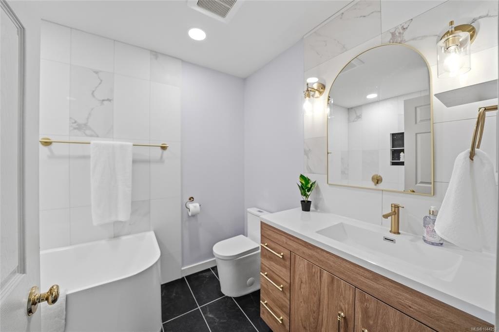 85 Magnolia Drive, Parksville, BC, V9P 2P6 - 8