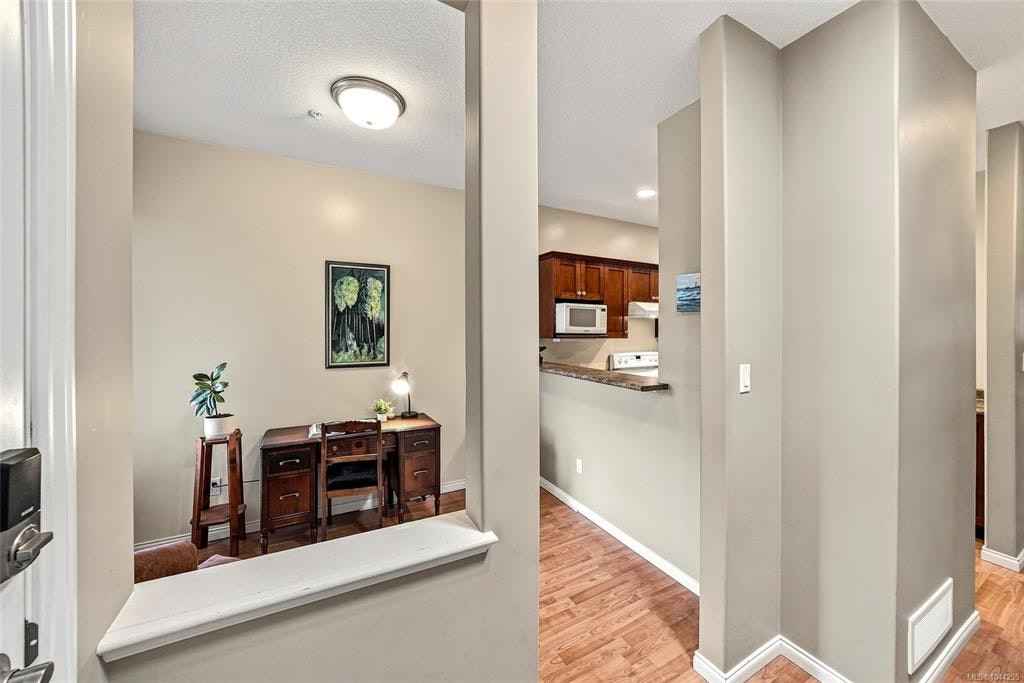 17-631 Blenkin Avenue, Parksville, BC, V9P 2Z4 - 34