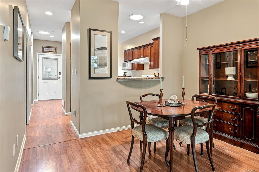 17-631 Blenkin Avenue - 5