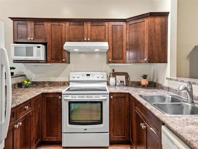 17-631 Blenkin Avenue - 4