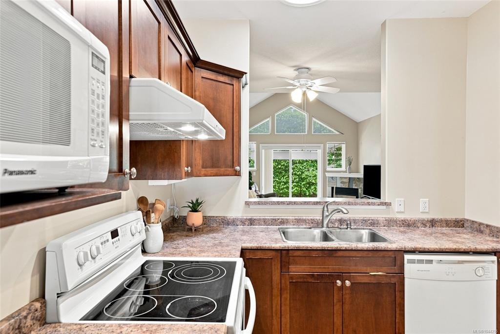 17-631 Blenkin Avenue, Parksville, BC, V9P 2Z4 - 19