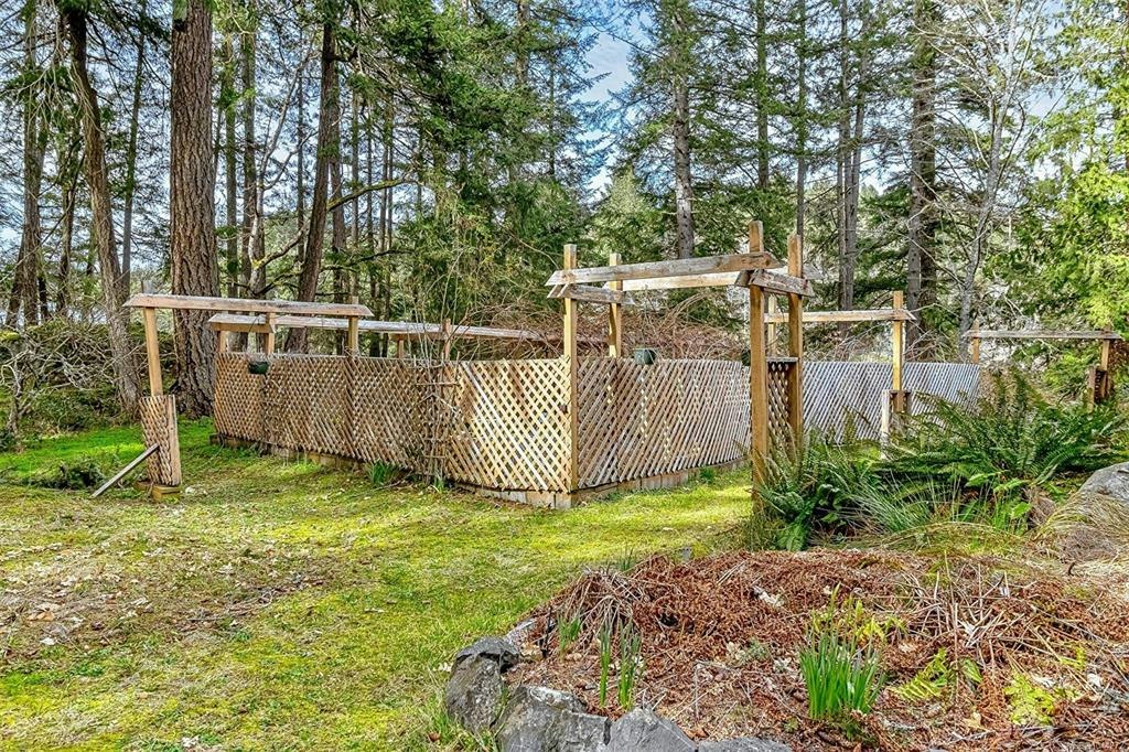 2298 Munn Road, Highlands, BC, V9E 1H5 - 61